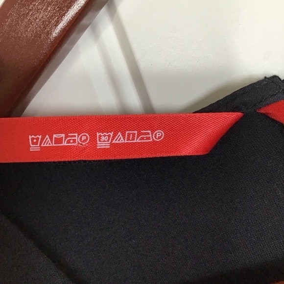 SPANX The Perfect Jumpsuit in Classic Black Size Large Tall. - Picture 4 of 15